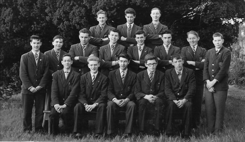 Class mckenna.jpg - Photo taken in 1958-59.In no particular order, (perhaps someone can tell us who is who)-James Moran, Andrew Lonier, Patrick james Burke, Francis Gordan, John C .V. Mckenna, B Gillon. J Hunt. John J Neville, Paul Martin, David Lan?, James R Murdoch, Michael Ashley (E.S.H), Leo Cunning, John McLaughlin, John Broadley, David G Wright.